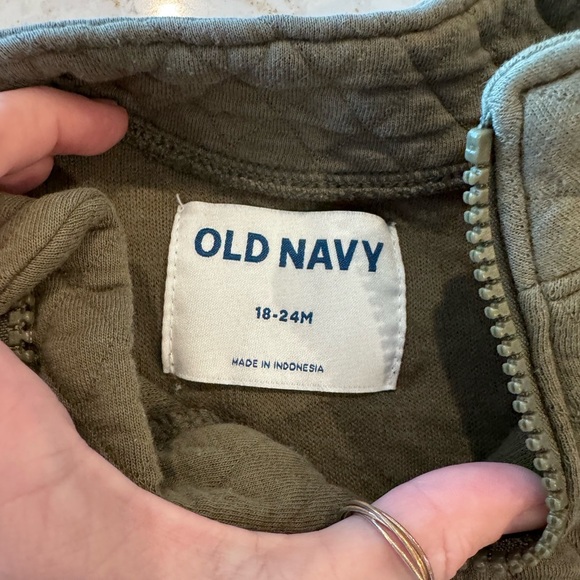 Old Navy18-24mos Green Quilted Green Pullover - Picture 3 of 6